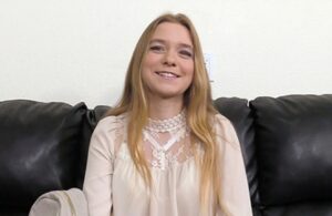 Leia mais sobre o artigo Amor e Ódio: A Relação da Loirinha Tímida com Experiências Inusitadas